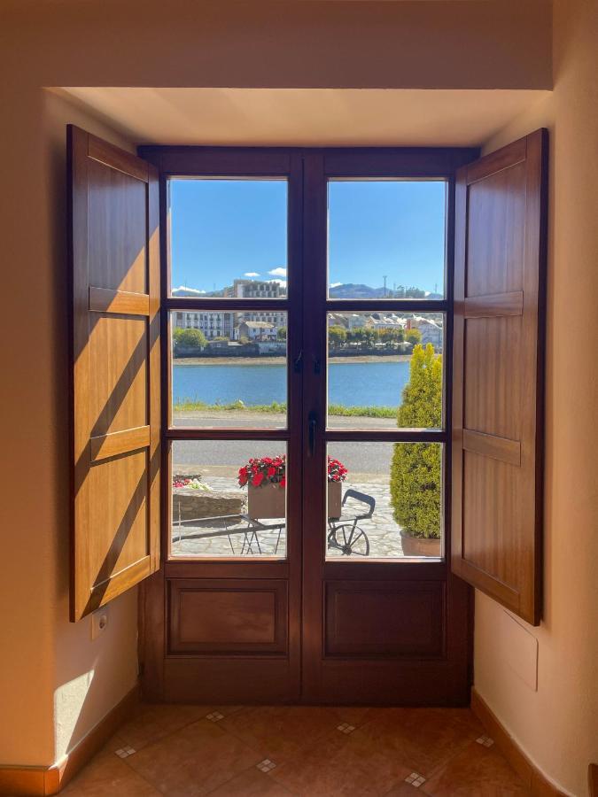 Casa Ria De Navia Guest House Bagian luar foto