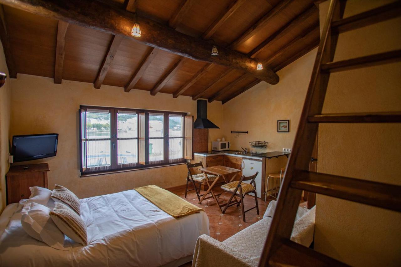 Casa Ria De Navia Guest House Bagian luar foto