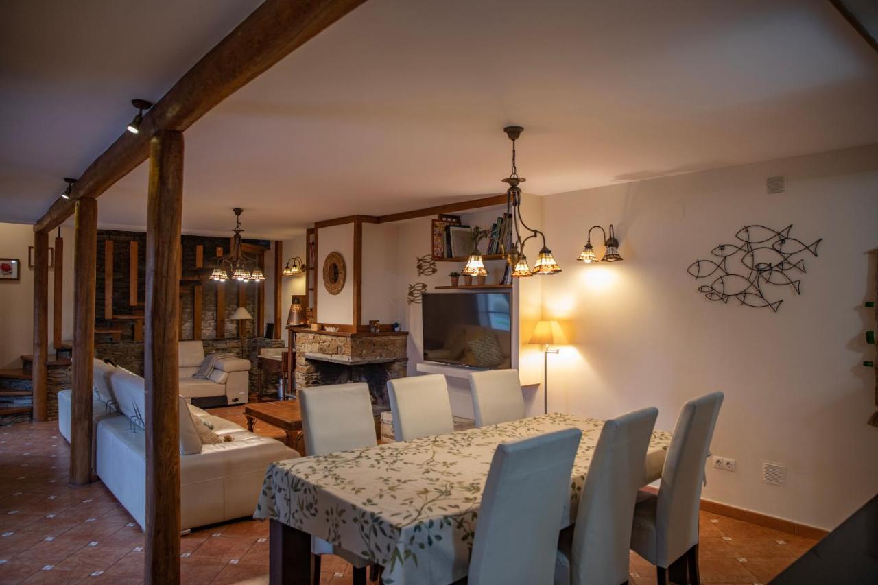 Casa Ria De Navia Guest House Bagian luar foto