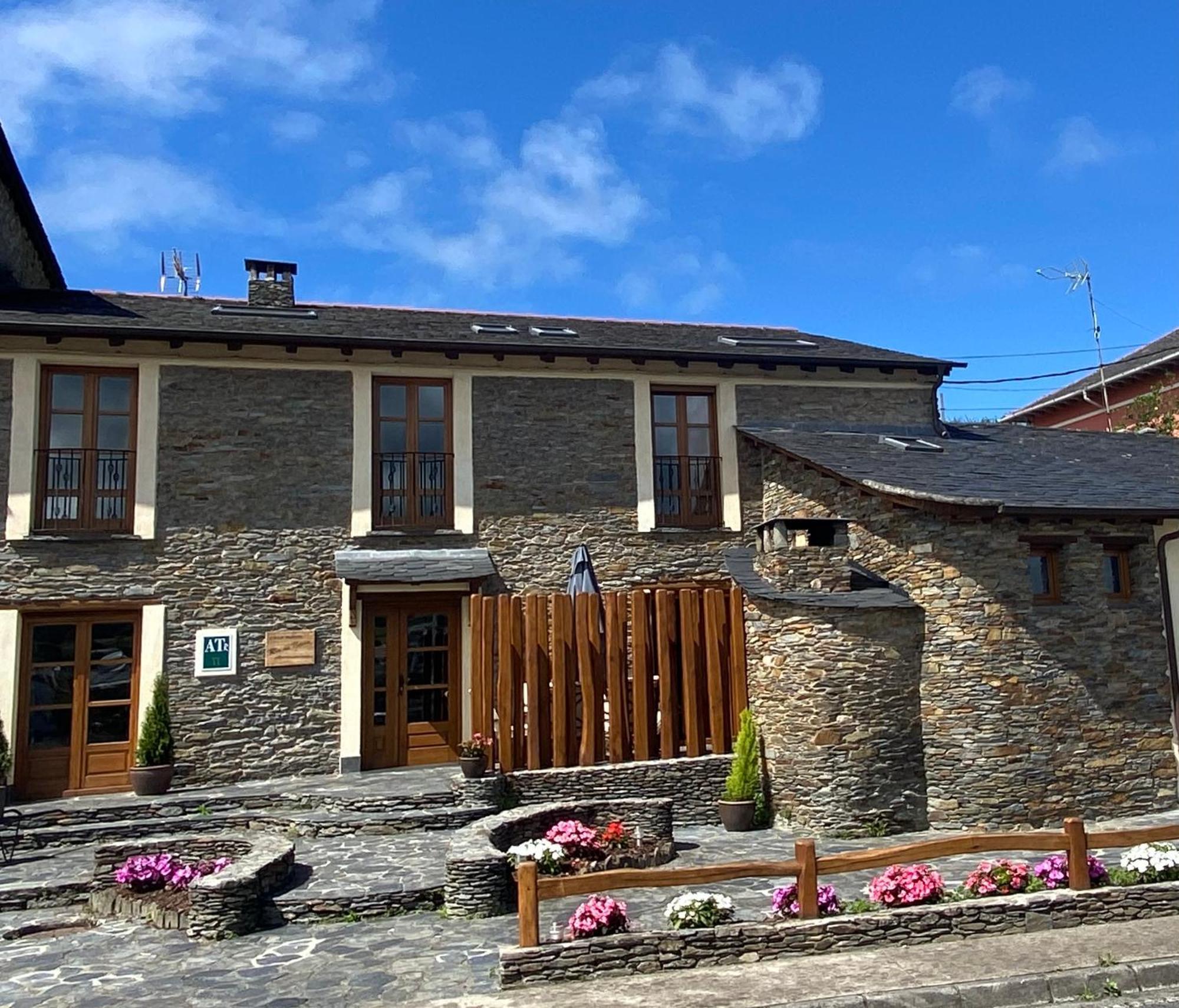 Casa Ria De Navia Guest House Bagian luar foto